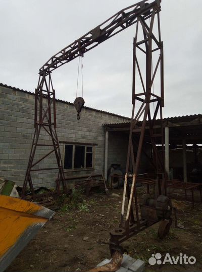 Лебедка ручная бу