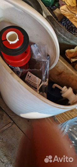 Туалетный бачок