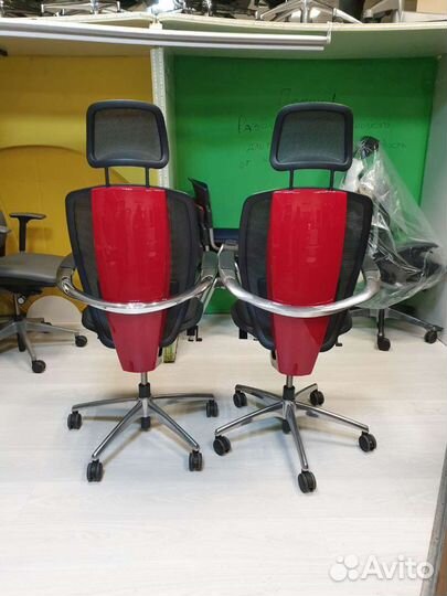 Компьютерные кресла Италия