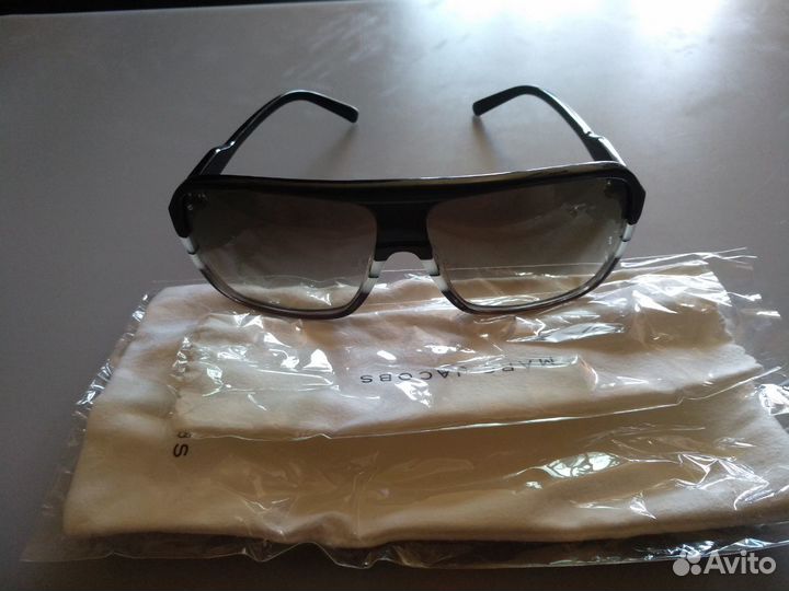 Солнцезащитные очки Мarck Jacobs