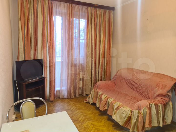 Комната 13 м² в 4-к., 3/12 эт.