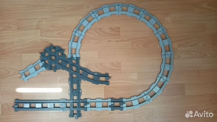 Дополнение к железной дороге Lego Duplo