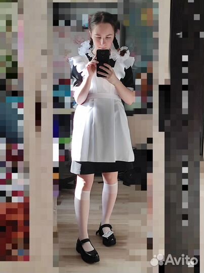 Белый школьный фартук