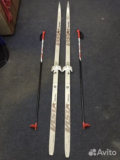 Беговые лыжи