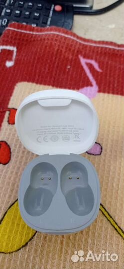 Зарядка для беспроводных наушников