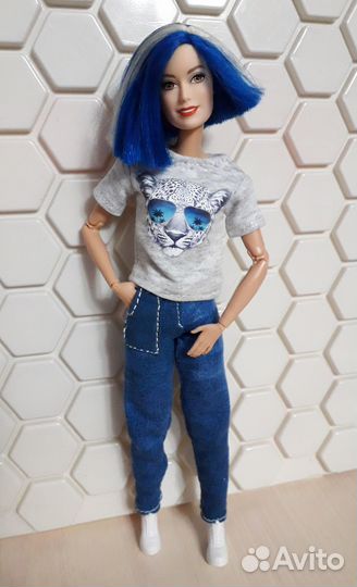 Костюмчики для кукол Барби