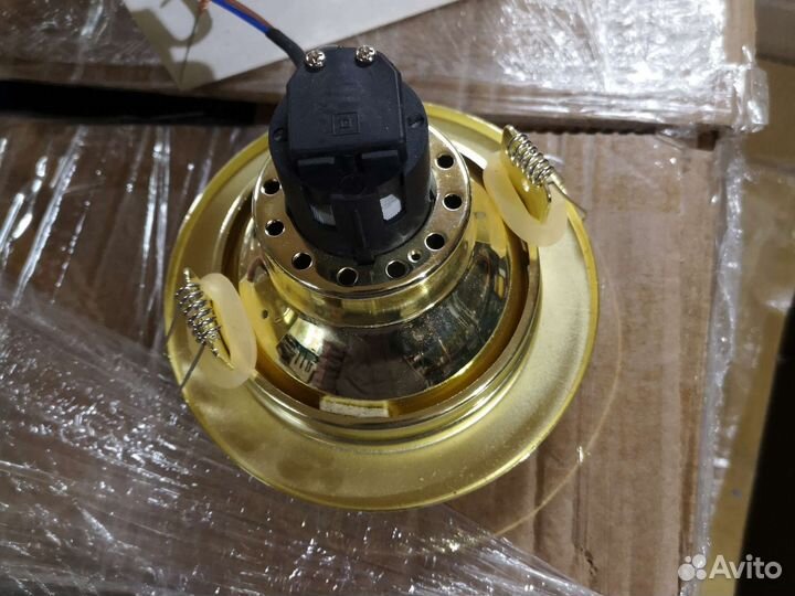 Светильник потолочный