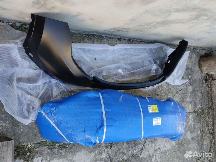 Бампер передний Ford Explorer 5