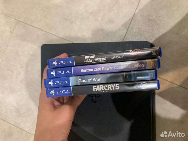 Sony PS4 slim 1tb + ps camera 3+1