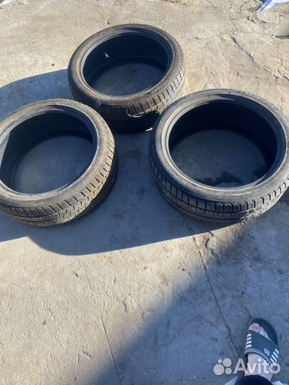 Habilead SnowShoes AW33 245/40 R19 99H