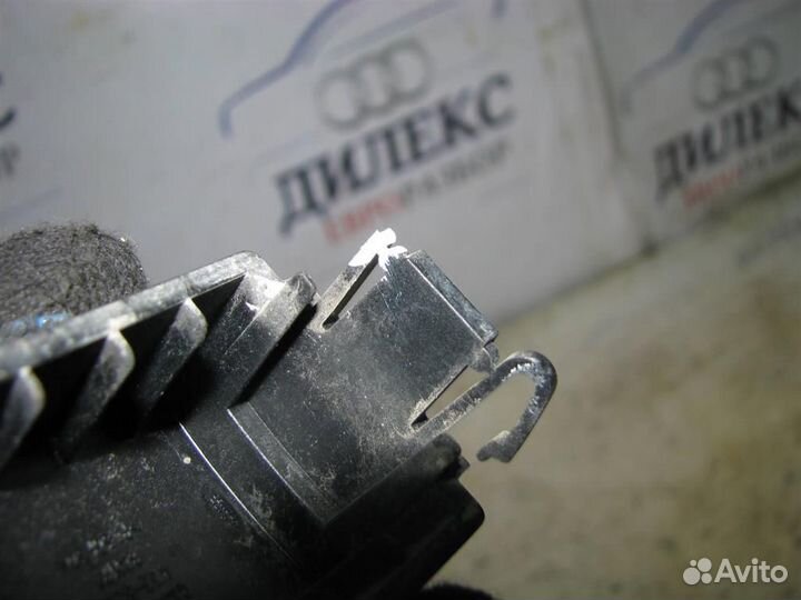 Вставка замка двери Land Rover Freelander 2 2007