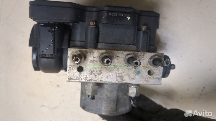 Блок абс, насос Nissan Qashqai, 2015