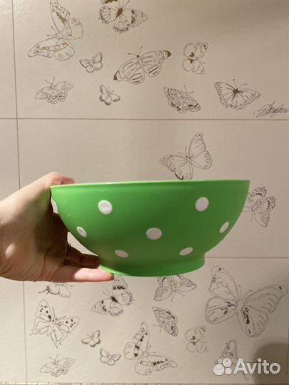 Миска зеленая в белый горошек