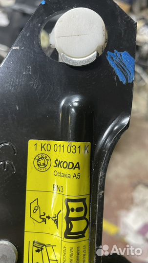 Домкрат оригинальный Skoda Octavia A5 Шкода