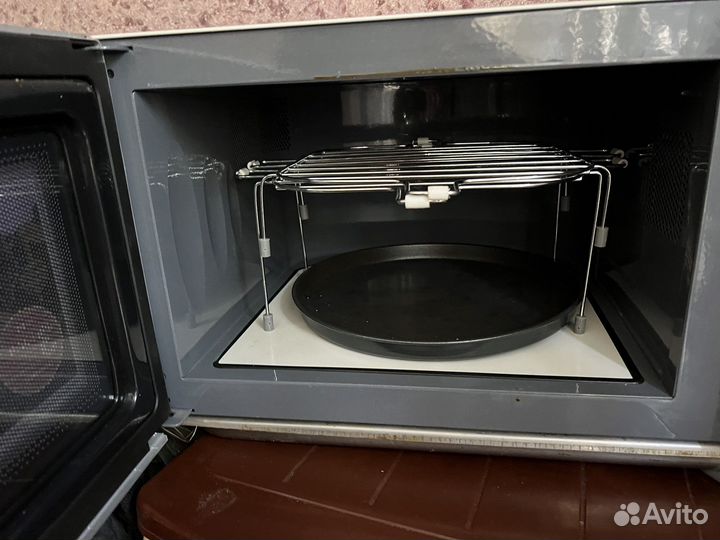 Микроволновая печь