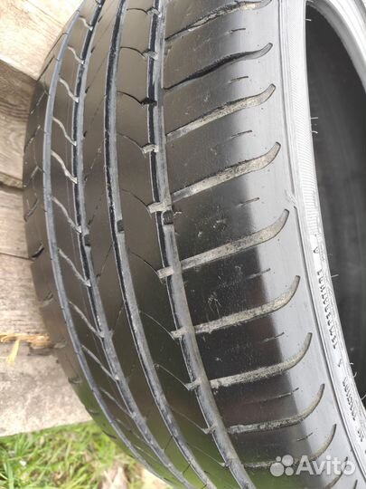 Goodyear EfficientGrip 215/50 R17