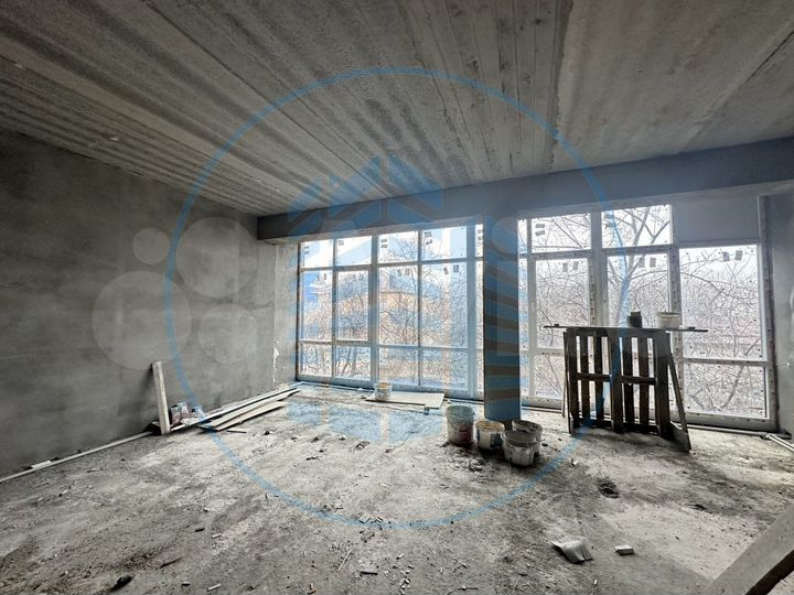 2-к. квартира, 77,8 м², 2/4 эт.