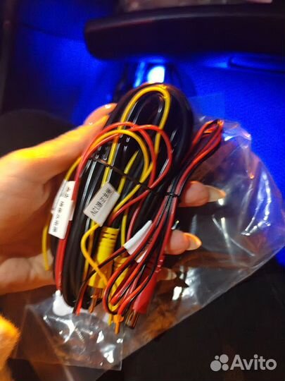 Кабель видеосигнала для камер заднего и переднего