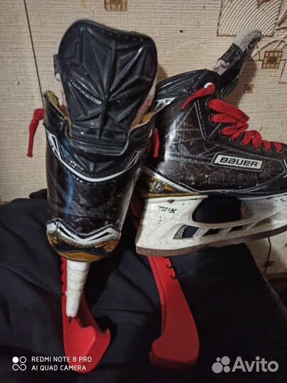 Хоккейные коньки bauer