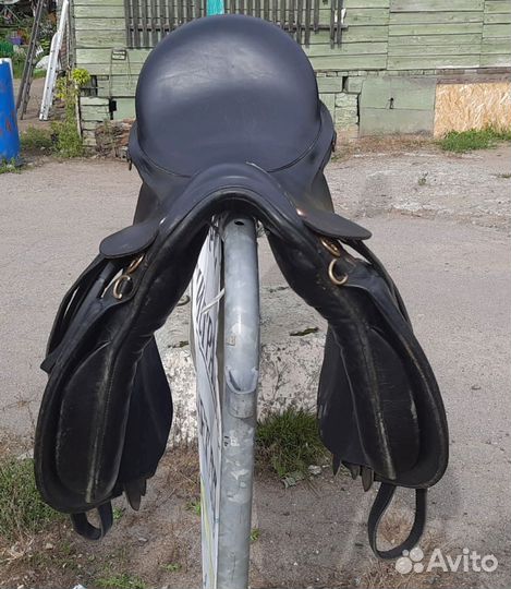 Седло для лошади универсальное