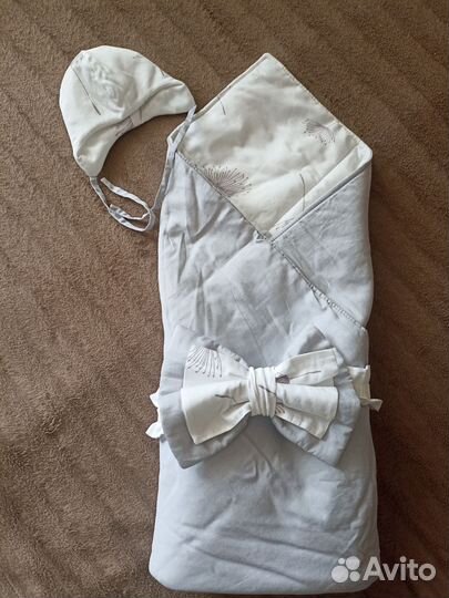 Конверт на выписку весна