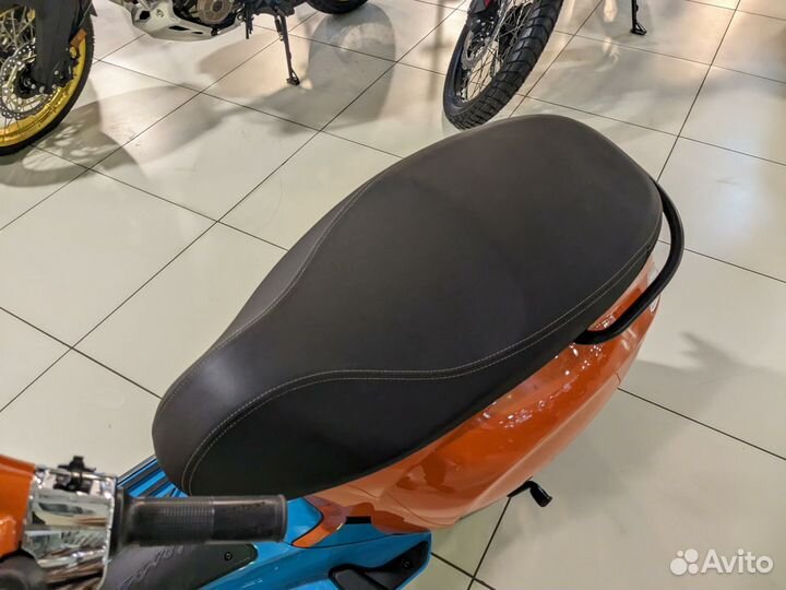 Vespa Primavera Vibe 150