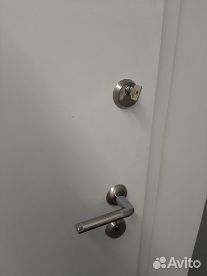 Врезка замков в металлические двери ЖК пик