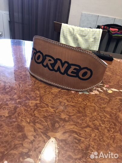 Пояс тяжелоатлетический кожаный torneo s