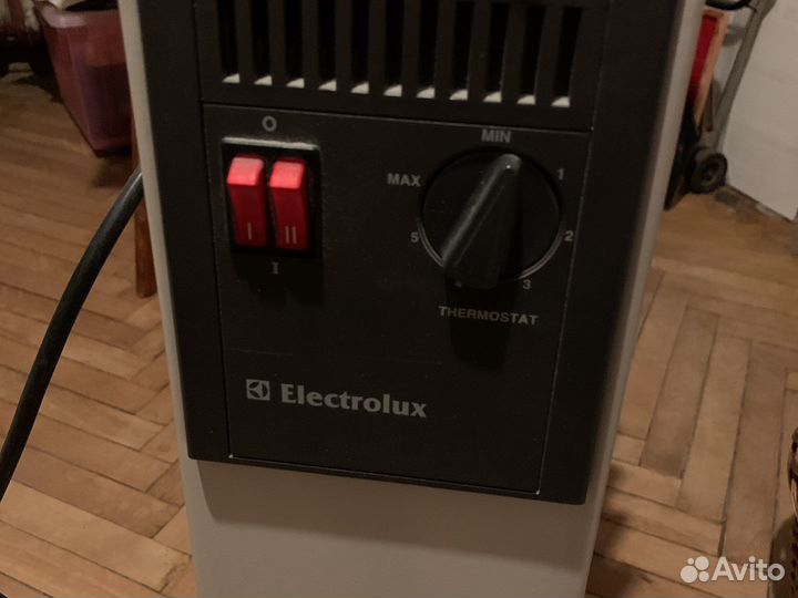 Обогреватель электрический. Электролюкс