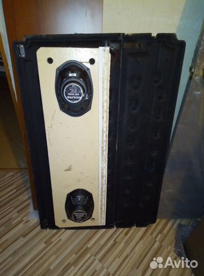 Акустическая полка ваз 2111