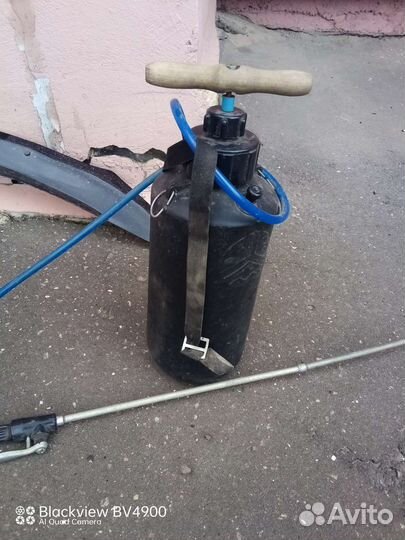 Опрыскиватель садовый ручной