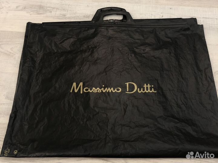 Чехол для хранения одежды