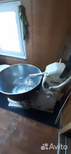 Тестомес, фритюрница