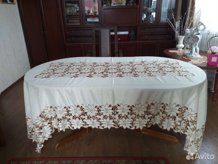 Скатерть на большой стол