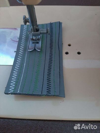 Швейная ремесленно- машинка радом-432 кожи шёьт