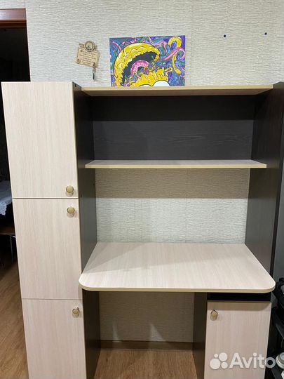 Детский письменный стол