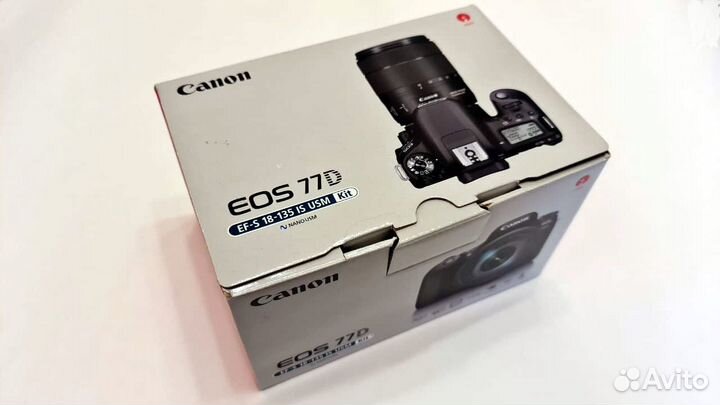 Canon 77D 18-55mm + Canon EF 20mm f/2.8 USM