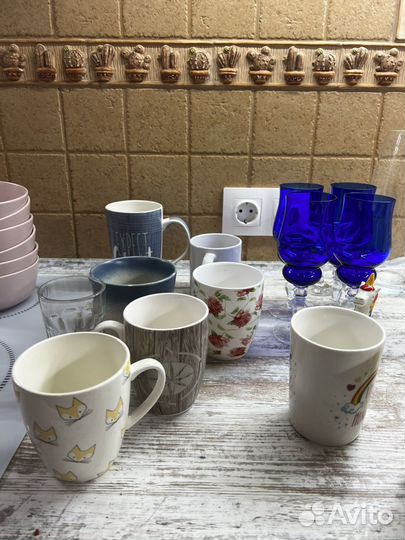 Посуда, тарелки, кружки