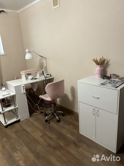 Аренда места мастера маникюра/педикюра