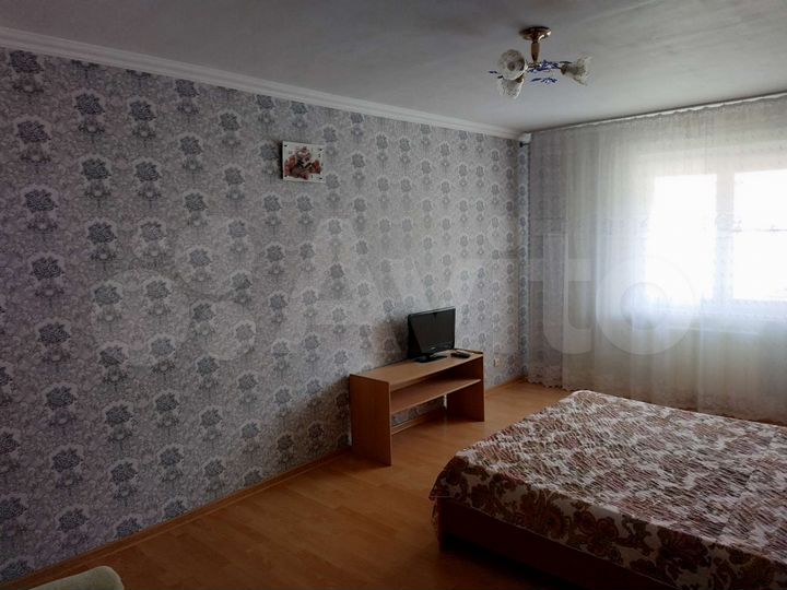 1-к. квартира, 46 м², 8/10 эт.