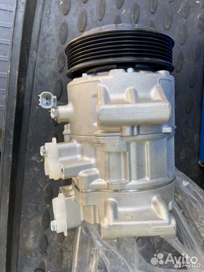 Компрессор кондиционера Toyota rav4
