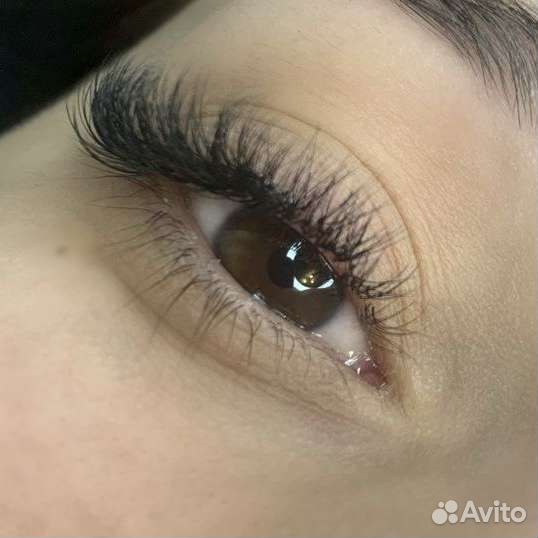 Наращивание ресниц, долговременная укладка бровей