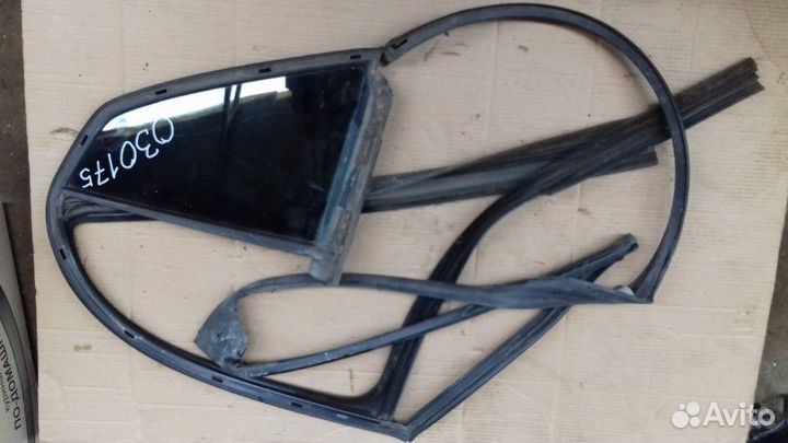 Форточка задняя левая в дверь Volkswagen Phaeton 2