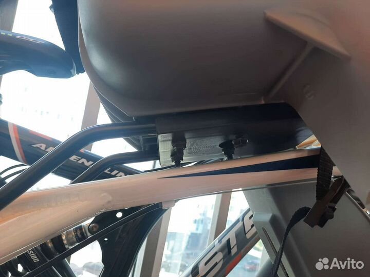 Детское кресло на велосипед переднее