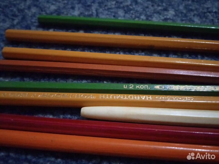 Огромная коллекция карандашей и ластиков СССР