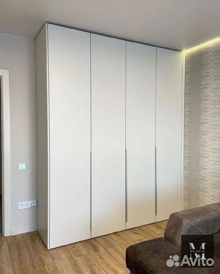 Шкаф распашной с фрезерованными фасадами