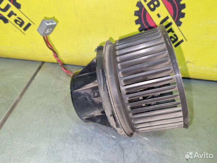 Моторчик отопителя Ford Focus 3 седан 2.0