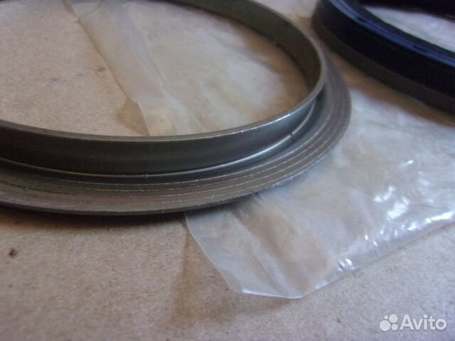 Isuzu Elf / Forward, задний сальник коленвала