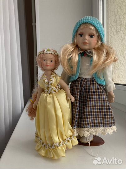 Куклы фарфоровые