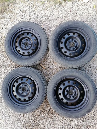 R14 Nokian Tyres Nordman 5 185/65, PCD 4x98 DIA 54